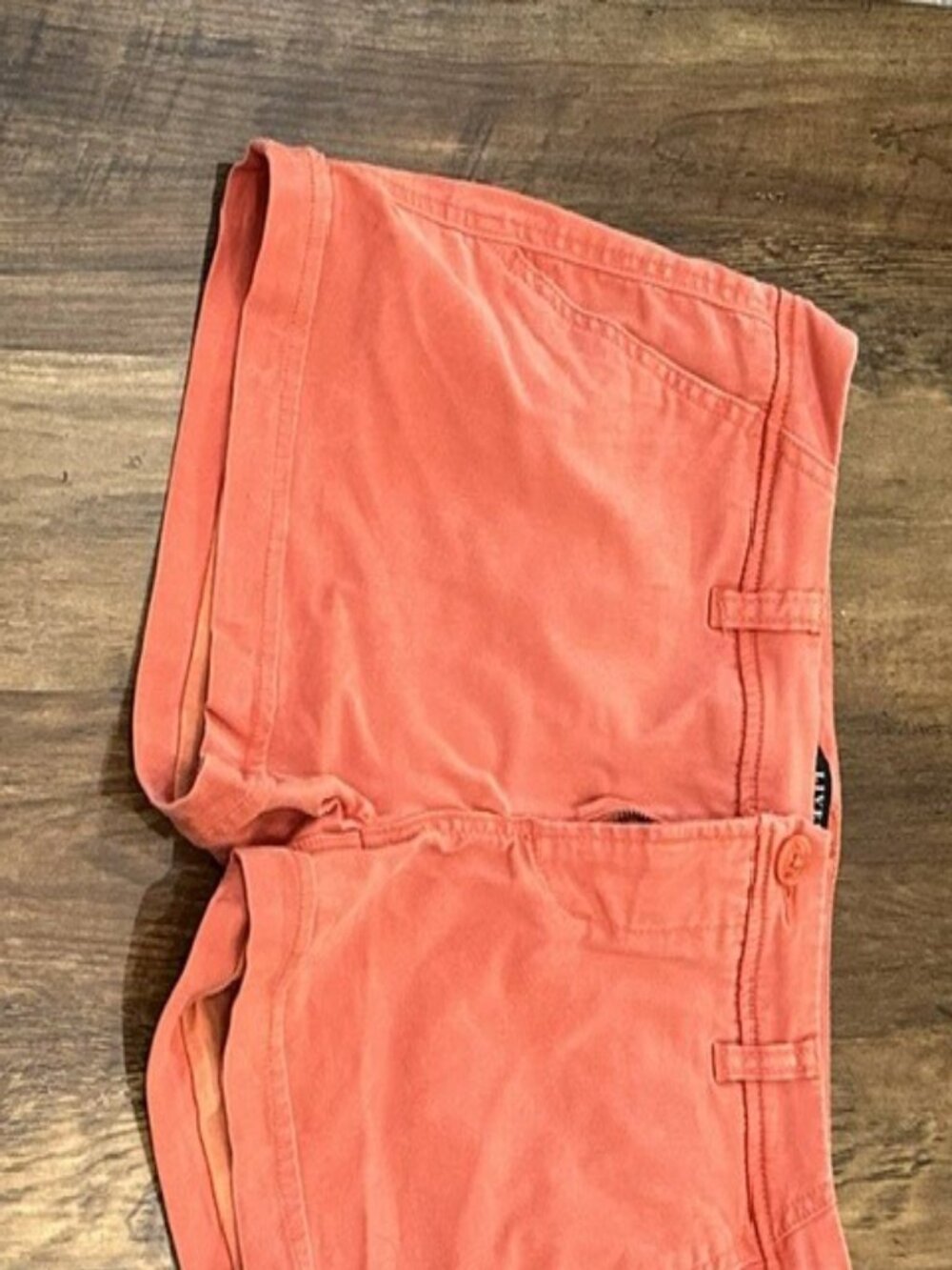 Liverpool Los Angeles Coral Chino Shorts Women's Size 4/27